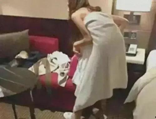 吃瓜最新事件女的视频,揭秘娱乐圈最新八卦风云