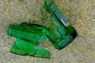 啤酒瓶吃瓜视频,一场别开生面的吃瓜盛宴